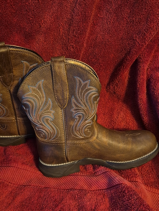 Ariat Shoes - Ariat Womens Anthem Western Boots